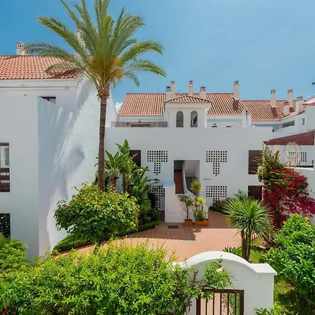 Lägenhet Tranquil 2 Bdrm Peaceful W/ 2 Pools Marbella