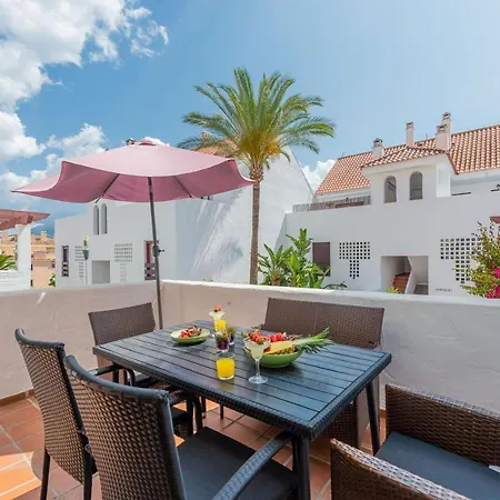 Tranquil 2 Bdrm Peaceful W/ 2 Pools Apartment *